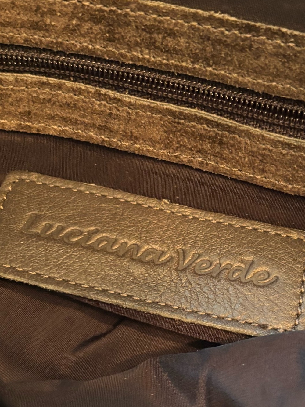 Luciana Verde Italian Suede Fold-over Crossbody Bag Charcoal Gray Boho ✨EUC✨ - Picture 3 of 8